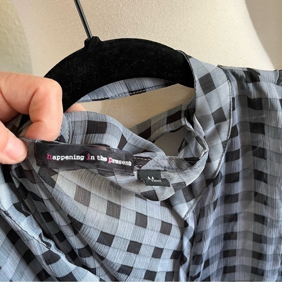 H.I.P. Happening in the Present Blue Checkered Open Back Sleeveless Top Size M - Picture 6 of 6